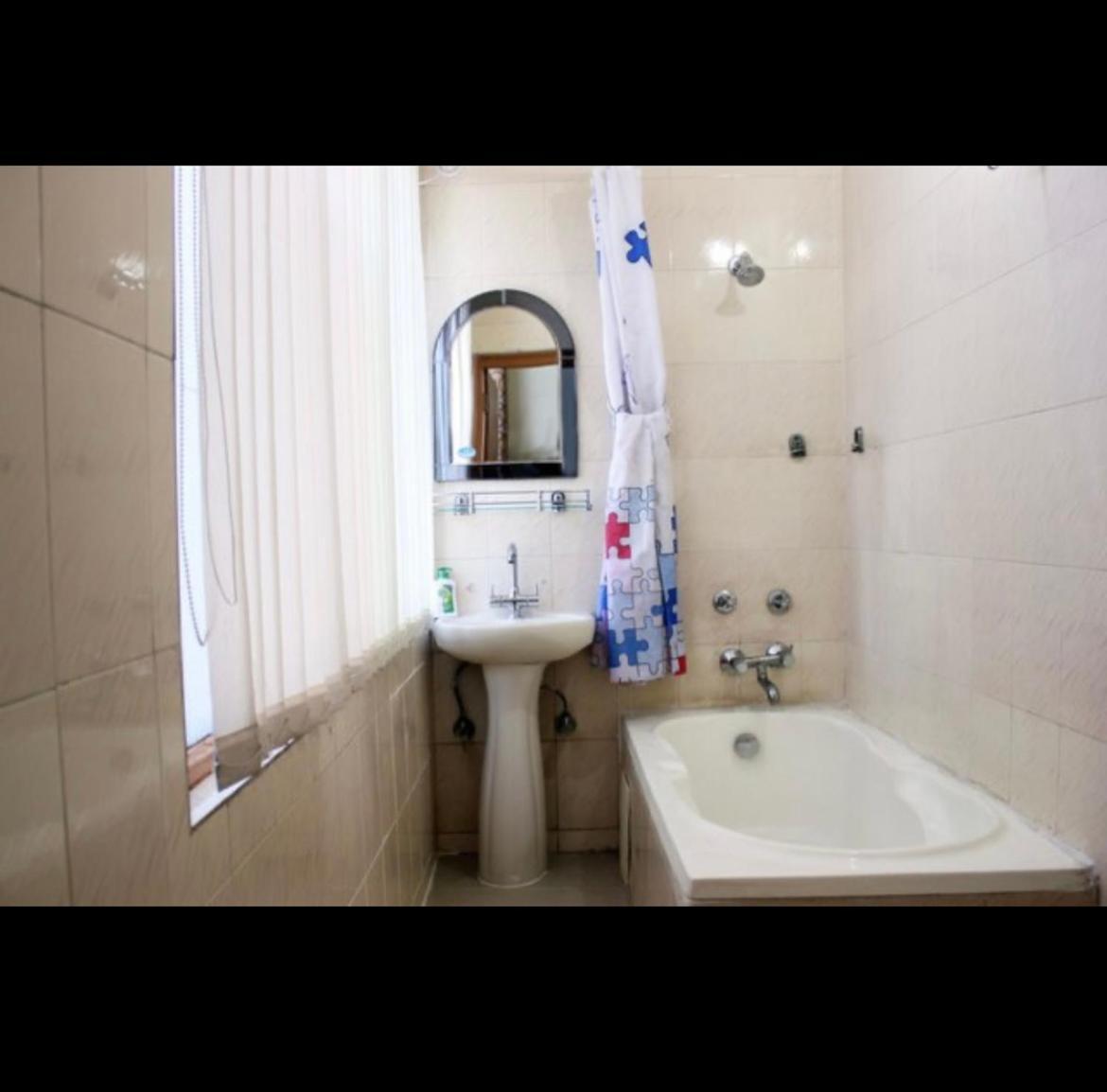 Hotel Samrat Neemrana Exterior foto